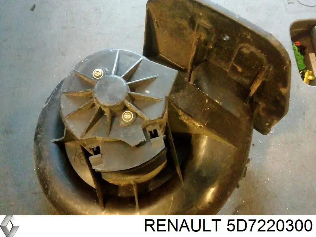 Motor de ventilador de forno (de aquecedor de salão) Renault (RVI) 5D7220300 preço, a partir de 64,70 USD