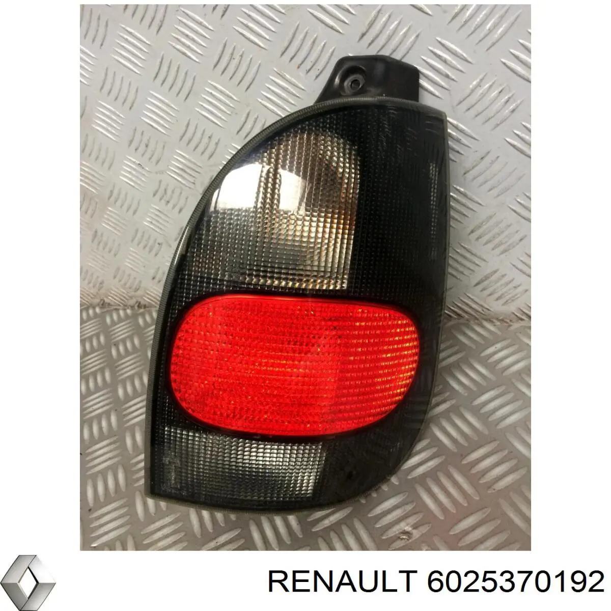Compre 6025370192 Renault (RVI) Lanterna traseira direita