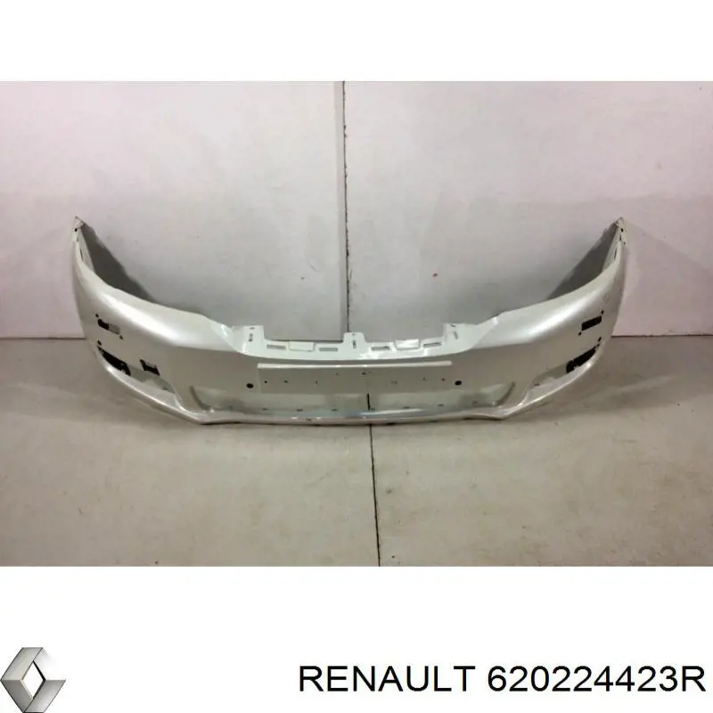 620224423R Renault (RVI) Pára-choque dianteiro