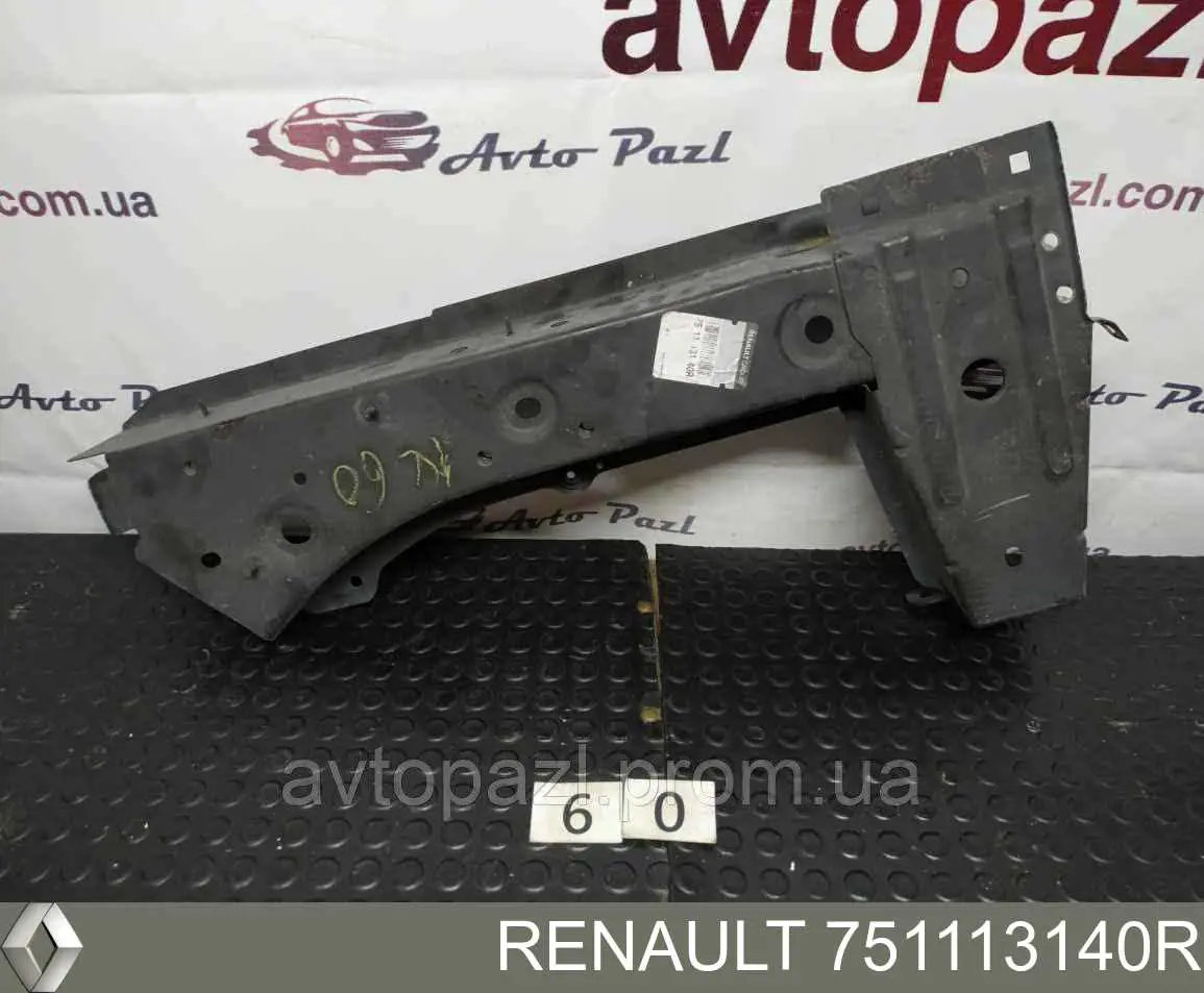 751113140R Renault (RVI) Longarina de chassi dianteira esquerda