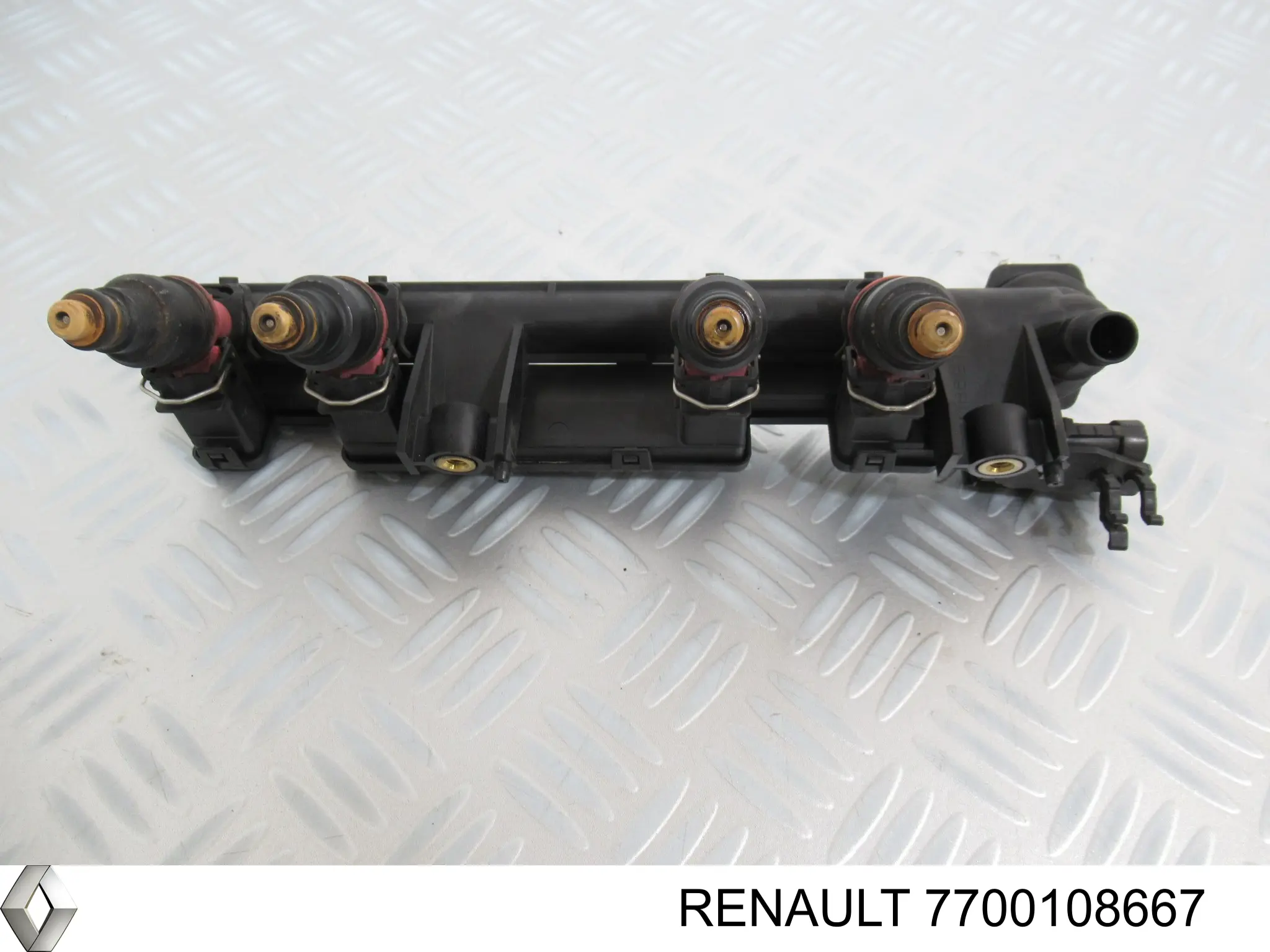 Compre 7700108667 Renault (RVI) Distribuidor de combustível (rampa)