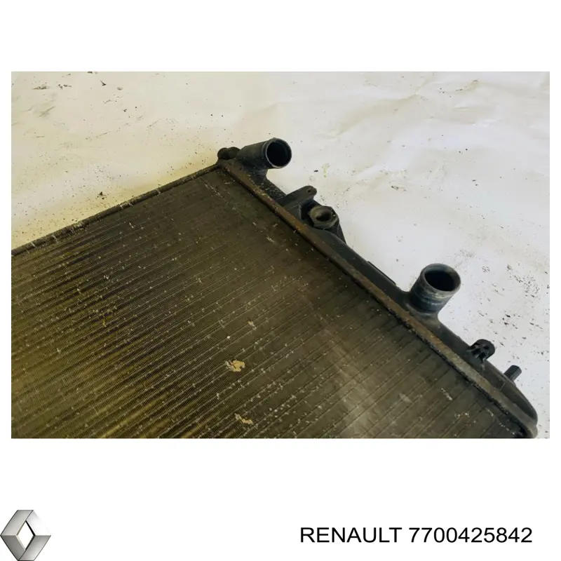 Compre 7700425842 Renault (RVI) Radiador de esfriamento de motor