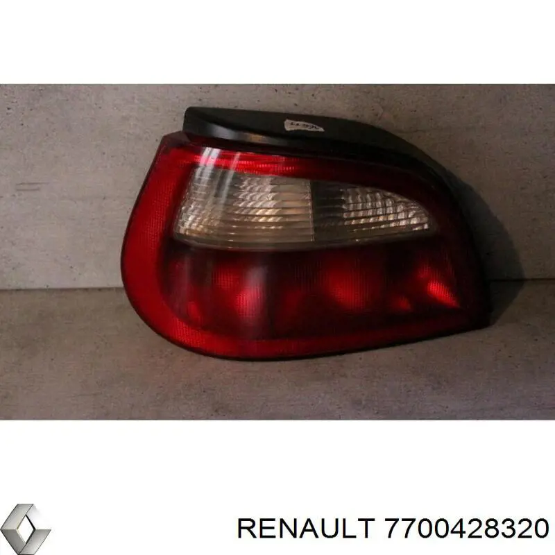 Compre 7700428320 Renault (RVI) Lanterna traseira esquerda
