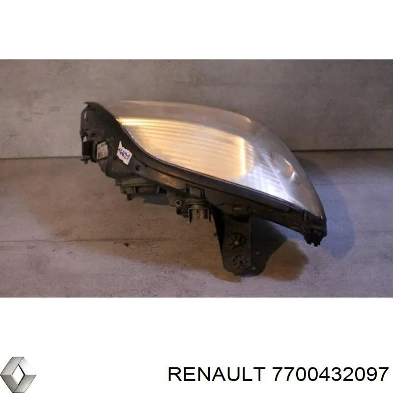 7700432097 Renault (RVI) Luz direita