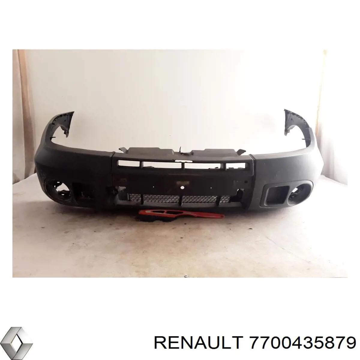 Compre 7700435879 Renault (RVI) Pára-choque dianteiro