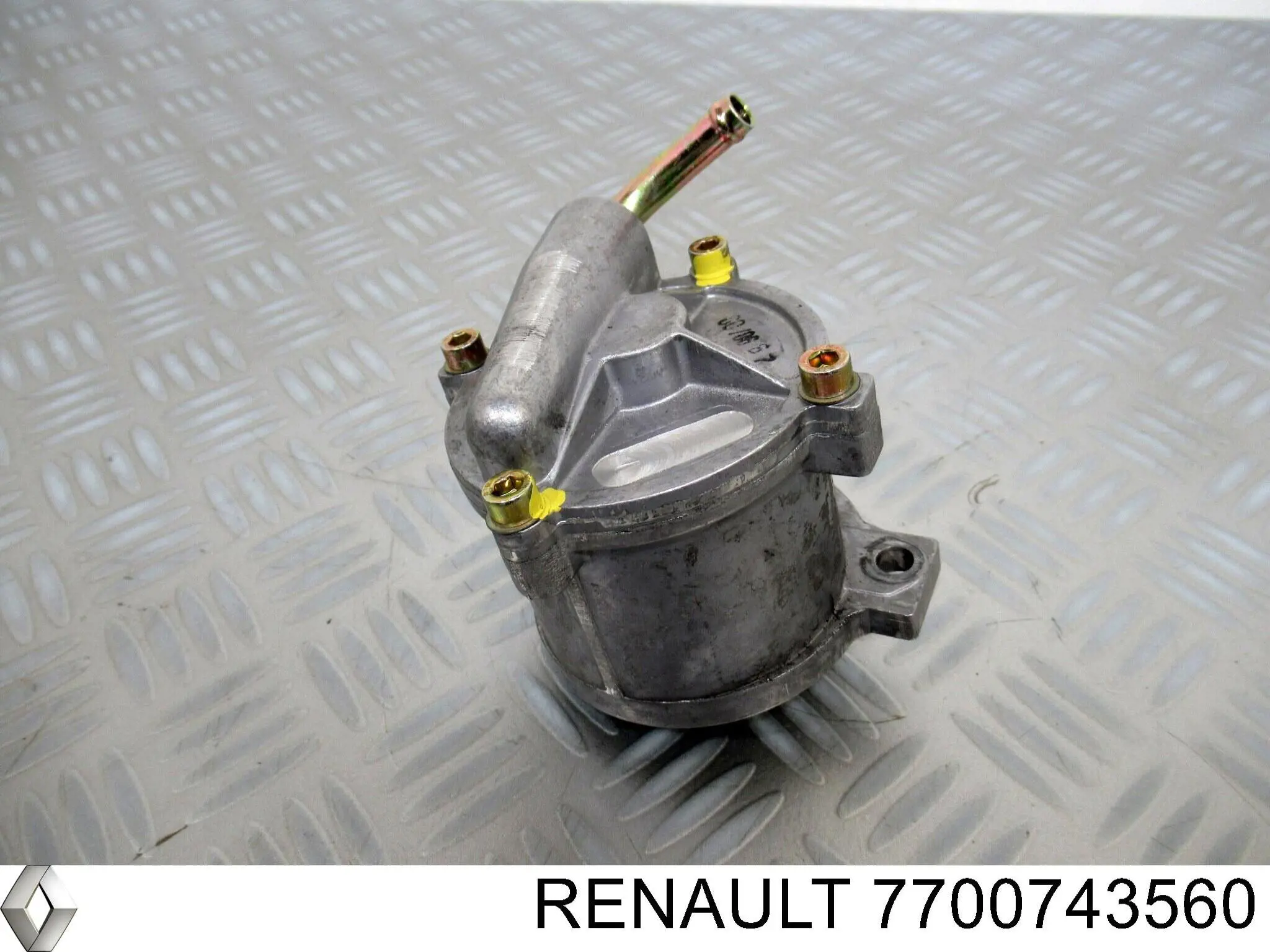 Bomba a vácuo Renault (RVI) 7700743560 preço, a partir de 45,12 USD
