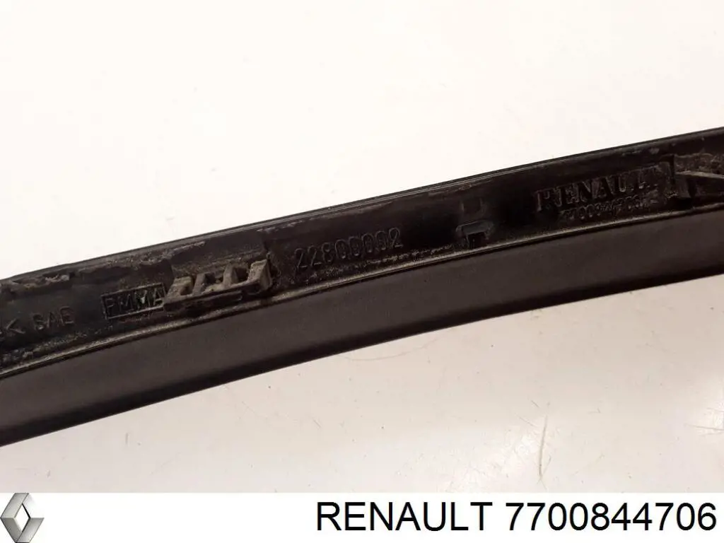 Sinal de parada traseiro adicional Renault Laguna I K56