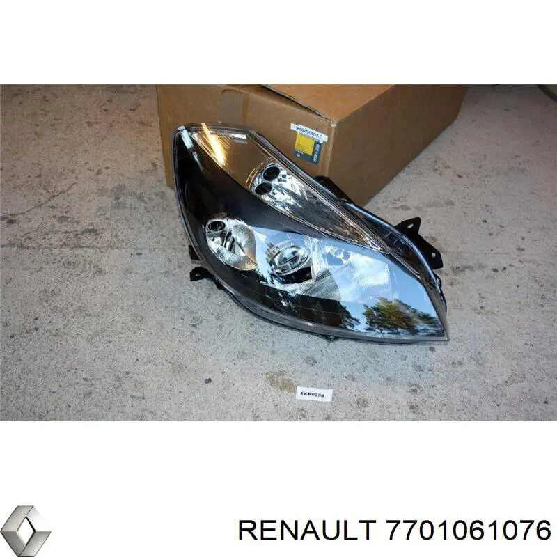Luz direita Renault (RVI) 7701061076 preço, a partir de 258,03 USD