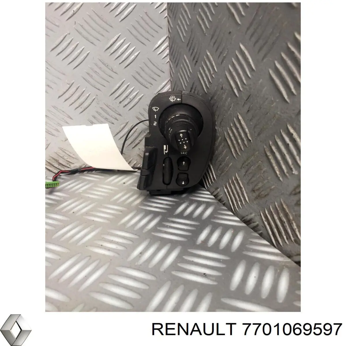Comutador direito instalado na coluna da direção Renault (RVI) 7701069597 preço, a partir de 55,00 USD