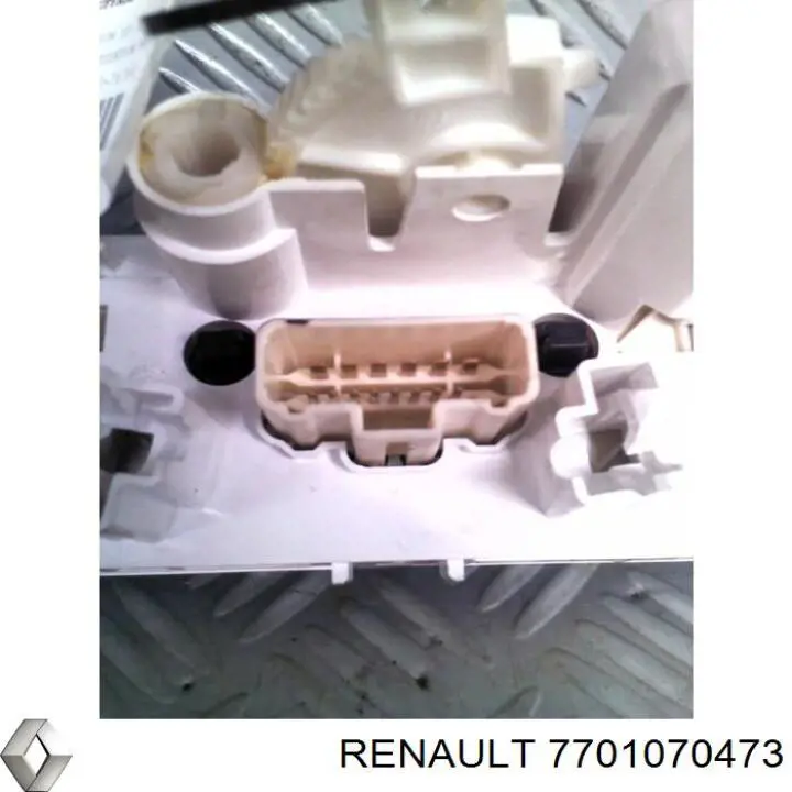 Compre 7701070473 Renault (RVI) Unidade de controlo dos modos de aquecimento/condicionamento