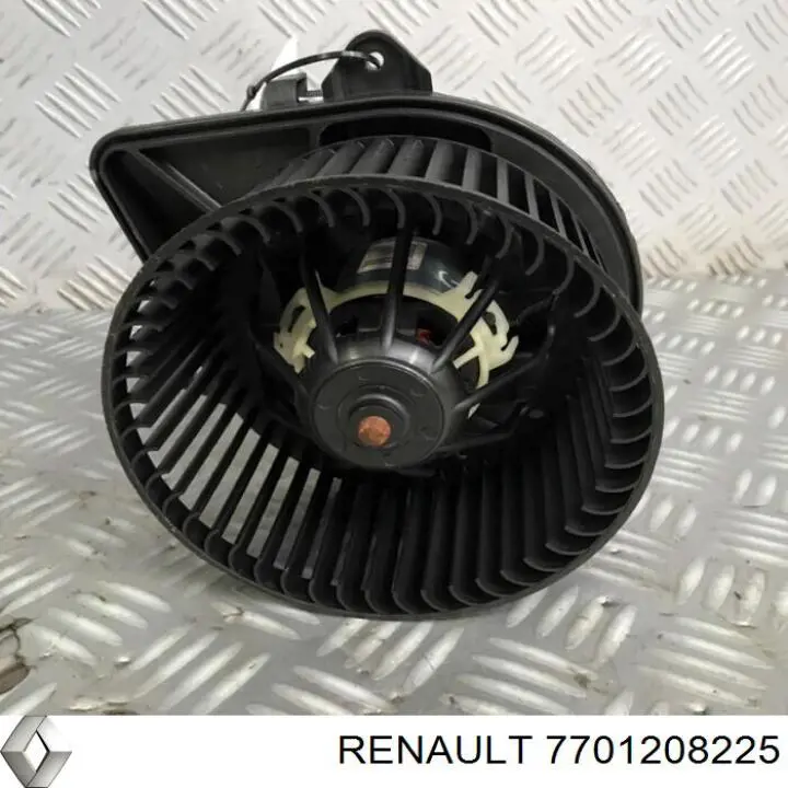 Motor de ventilador de forno (de aquecedor de salão) Renault (RVI) 7701208225 preço, a partir de 80,02 USD