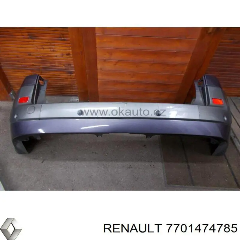 7701474785 Renault (RVI) Pára-choque traseiro