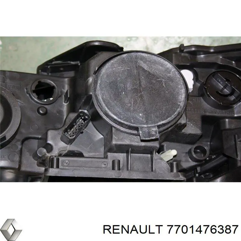 Compre 7701476387 Renault (RVI) Luz direita
