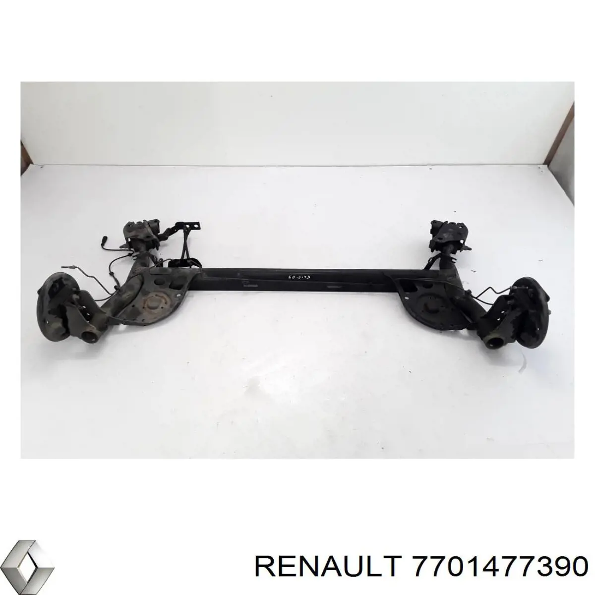 7701477387 Renault (RVI) Viga de suspensão traseira (plataforma veicular)