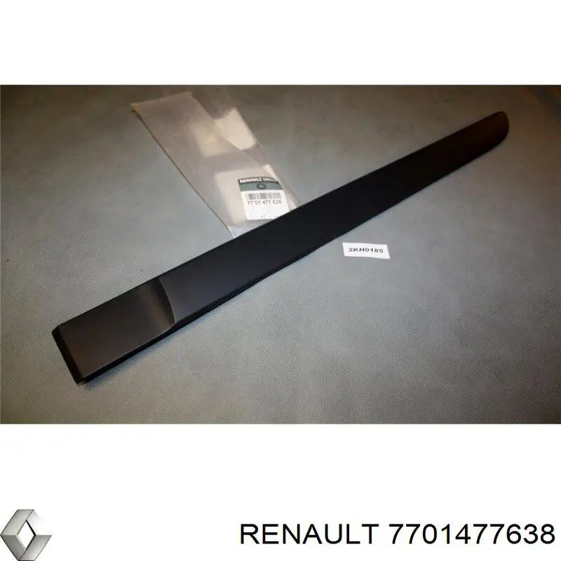 7701477638 Renault (RVI) Moldura da porta traseira esquerda