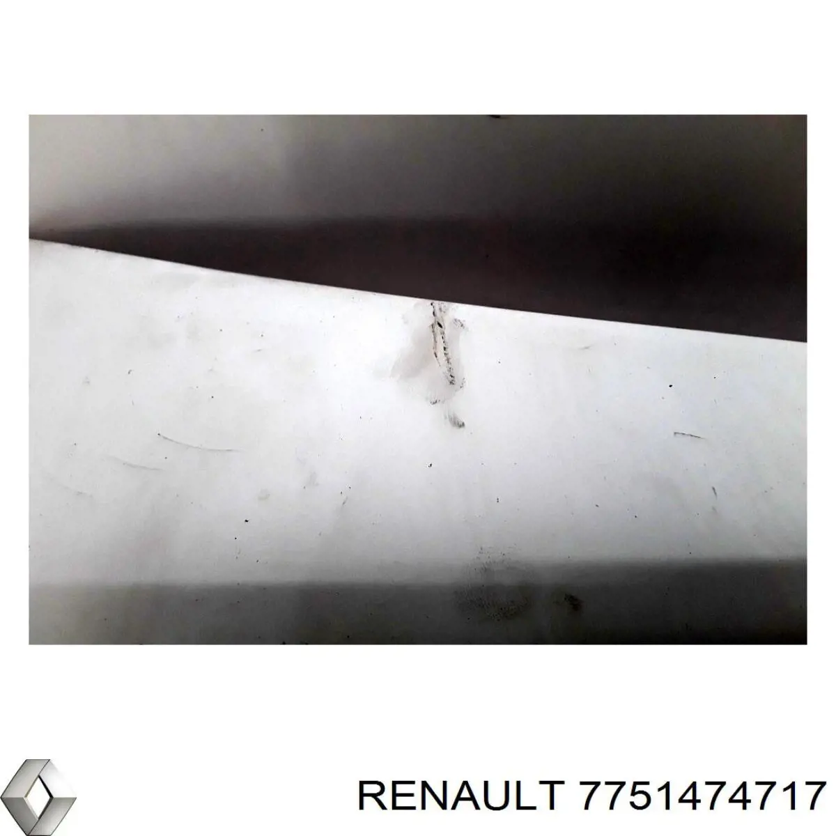Capota 7751474717 Renault (RVI)