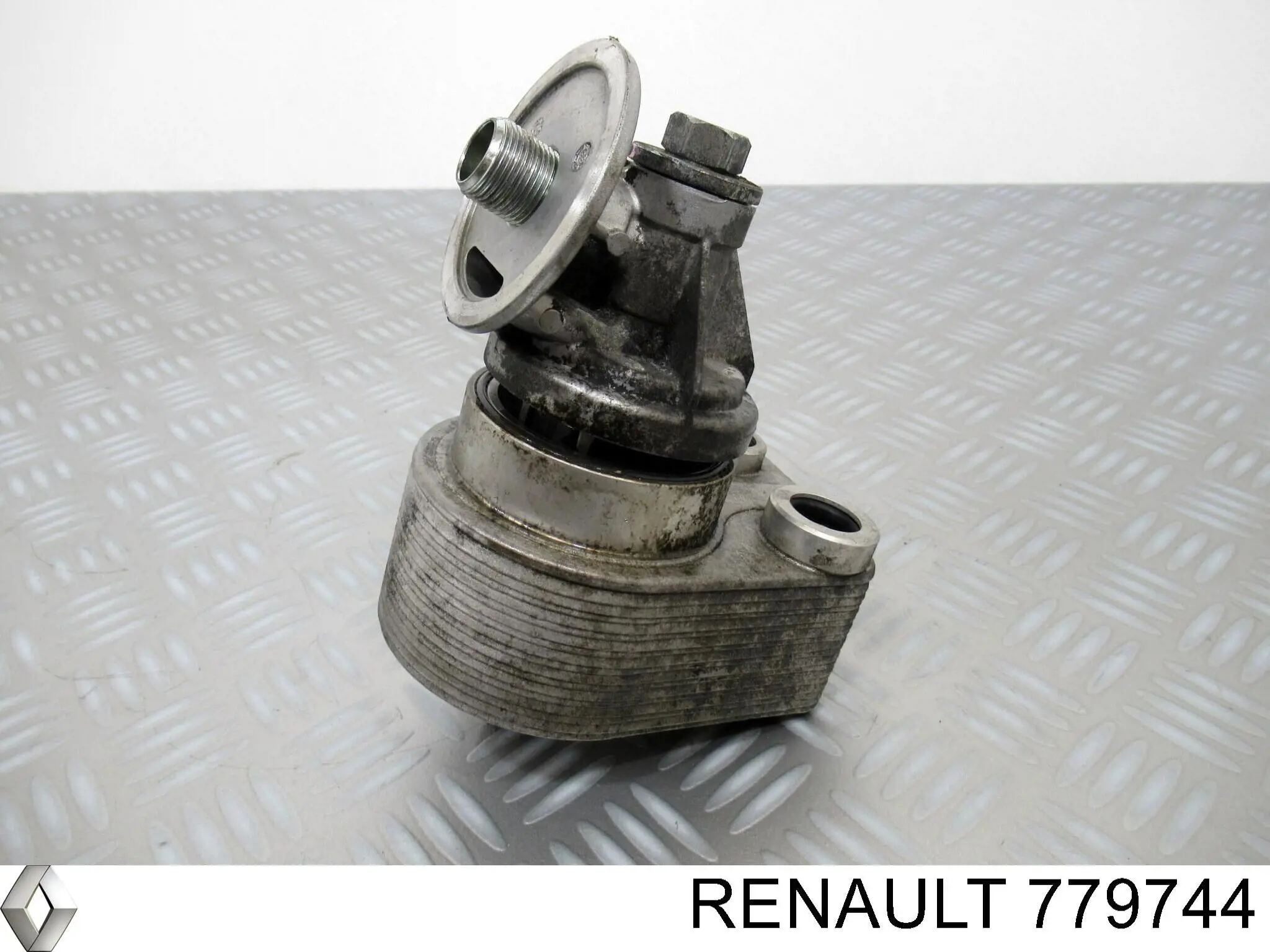 Compre 779744 Renault (RVI) Radiador de óleo (frigorífico), debaixo de filtro