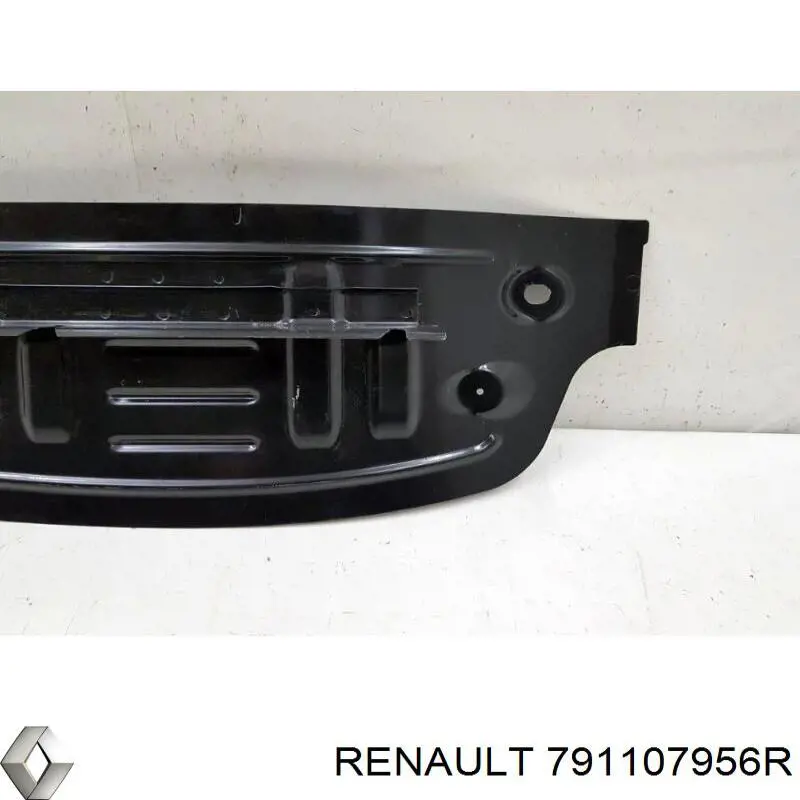 Compre 791107956R Renault (RVI) Painel traseiro de cabina