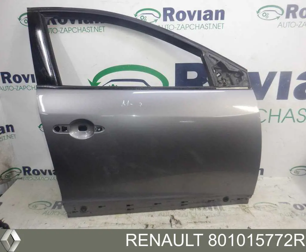 Compre 801015772R Renault (RVI) Porta dianteira esquerda
