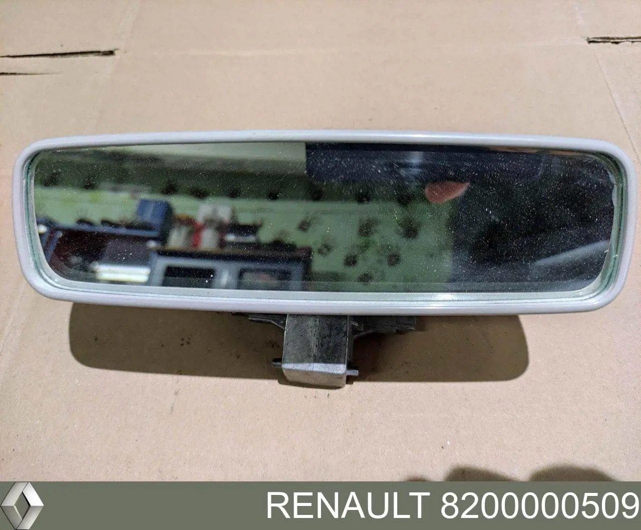 Compre 8200000509B Renault (RVI) Espelho de salão interno