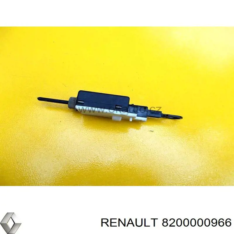 Compre 8200000966 Renault (RVI) Motor acionador de abertura do alcapão de tanque