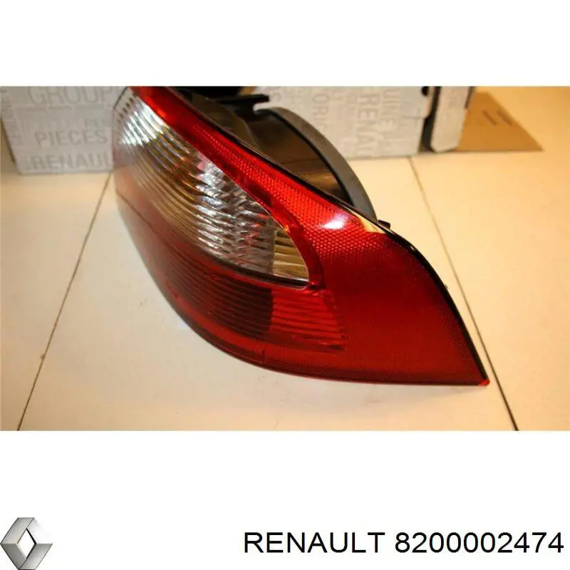 Compre 8200002474 Renault (RVI) Lanterna traseira direita externa