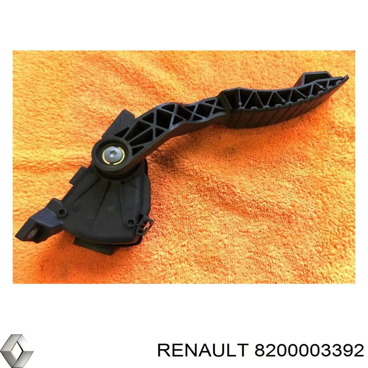 Compre 8200003392 Renault (RVI) Pedal de gás (de acelerador)