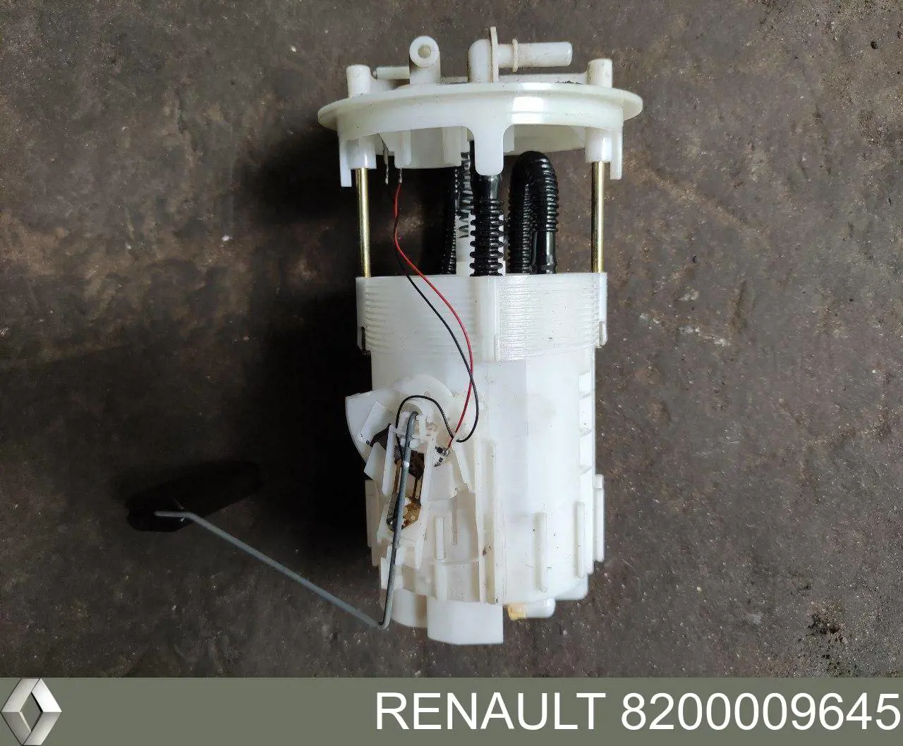Compre 8200009645 Renault (RVI) Módulo de bomba de combustível com sensor do nível de combustível