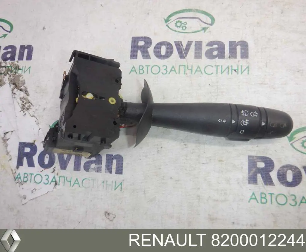 8200012244 Renault (RVI) Comutador esquerdo instalado na coluna da direção