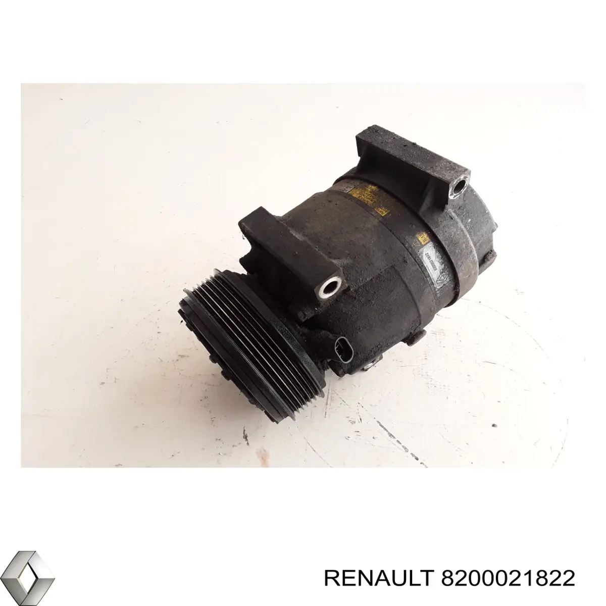 Compre 8200021822 Renault (RVI) Compressor de aparelho de ar condicionado