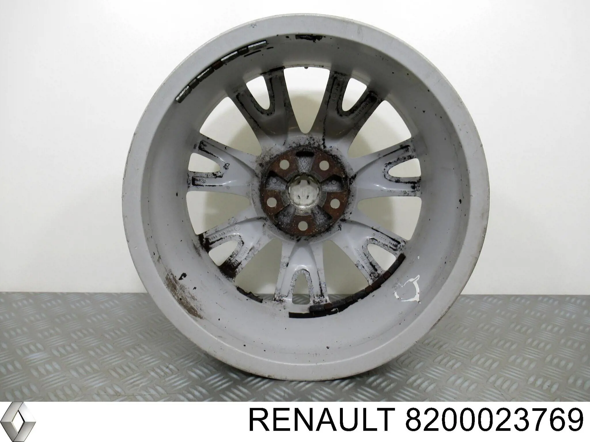 Discos de roda de aleação ligeira (de aleação ligeira, de titânio) Renault (RVI) 8200023769 preço, a partir de 120,88 USD