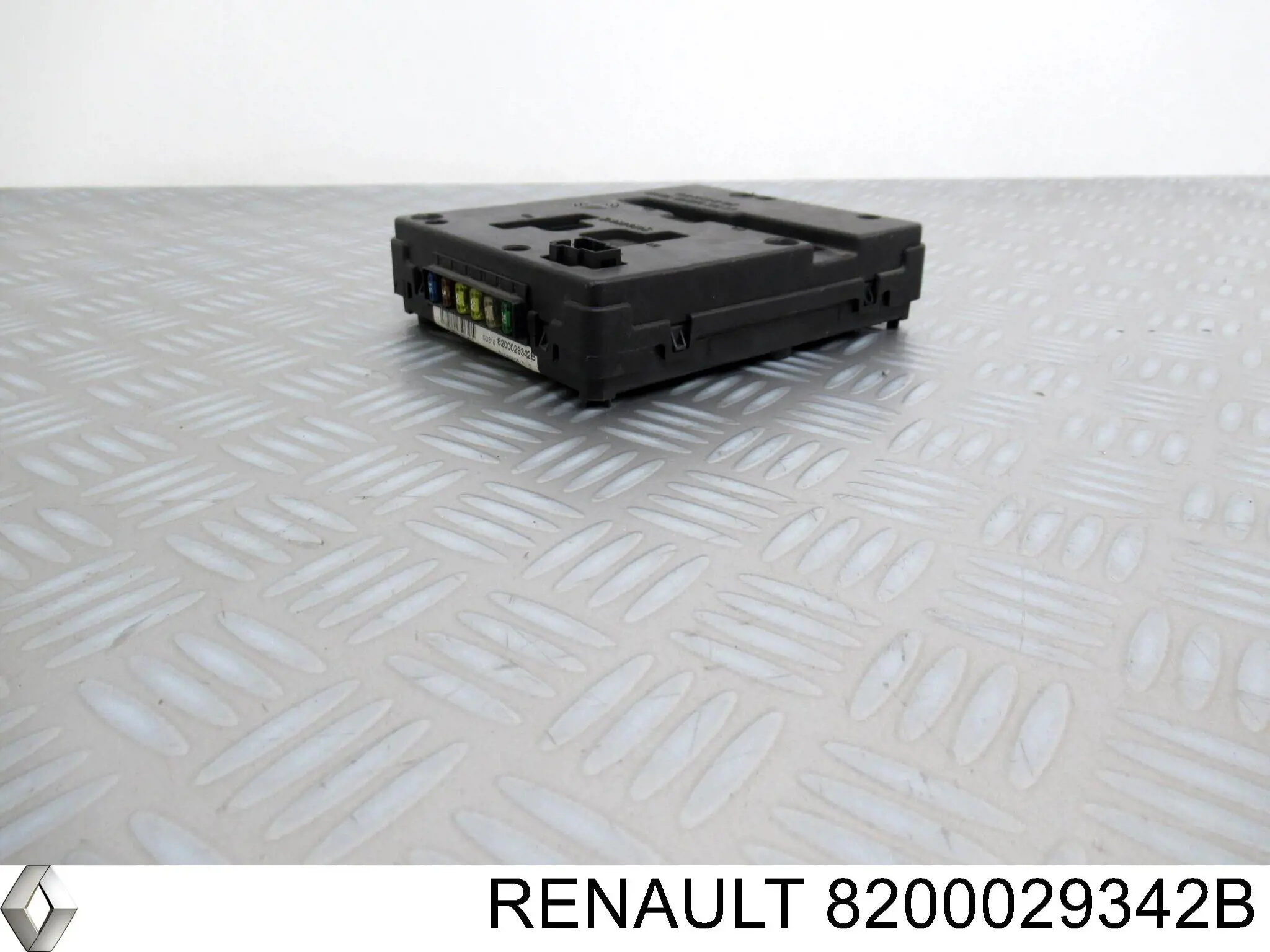 Unidade de dispositivos de segurança Renault (RVI) 8200029342B preço, a partir de 90,24 USD