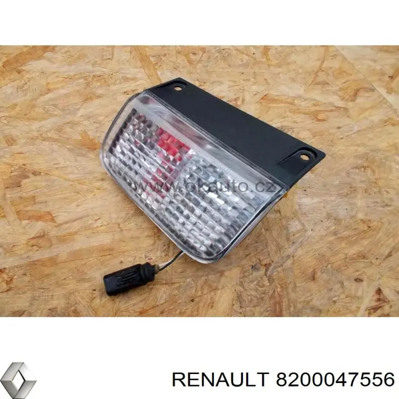 Compre 8200047556 Renault (RVI) Lanterna direita de marcha à ré