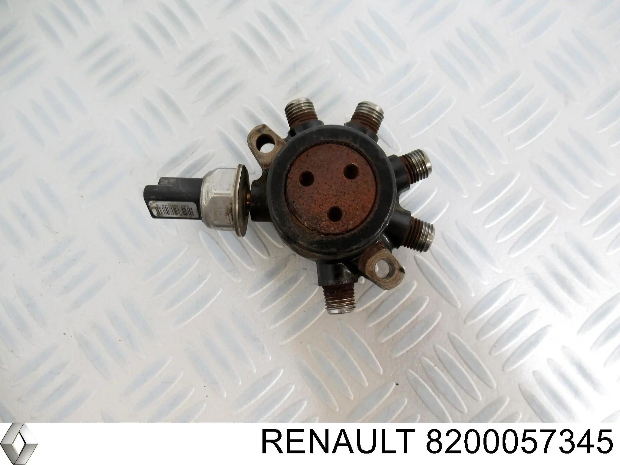 Distribuidor de combustível (rampa) 8200057345 Nissan/Infiniti