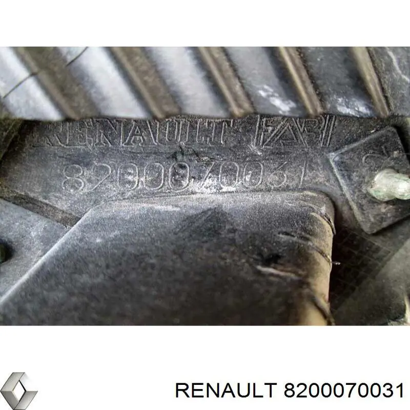 Emblema de grelha do radiador Renault (RVI) 8200070031 preço, a partir de 61,40 USD