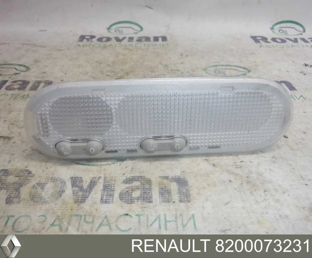 8200073231 Renault (RVI) Quebra-luz de iluminação de salão (de cabina)