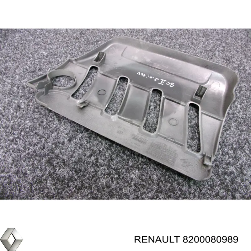 Compre 8200080989 Renault (RVI) Tampa de motor decorativa