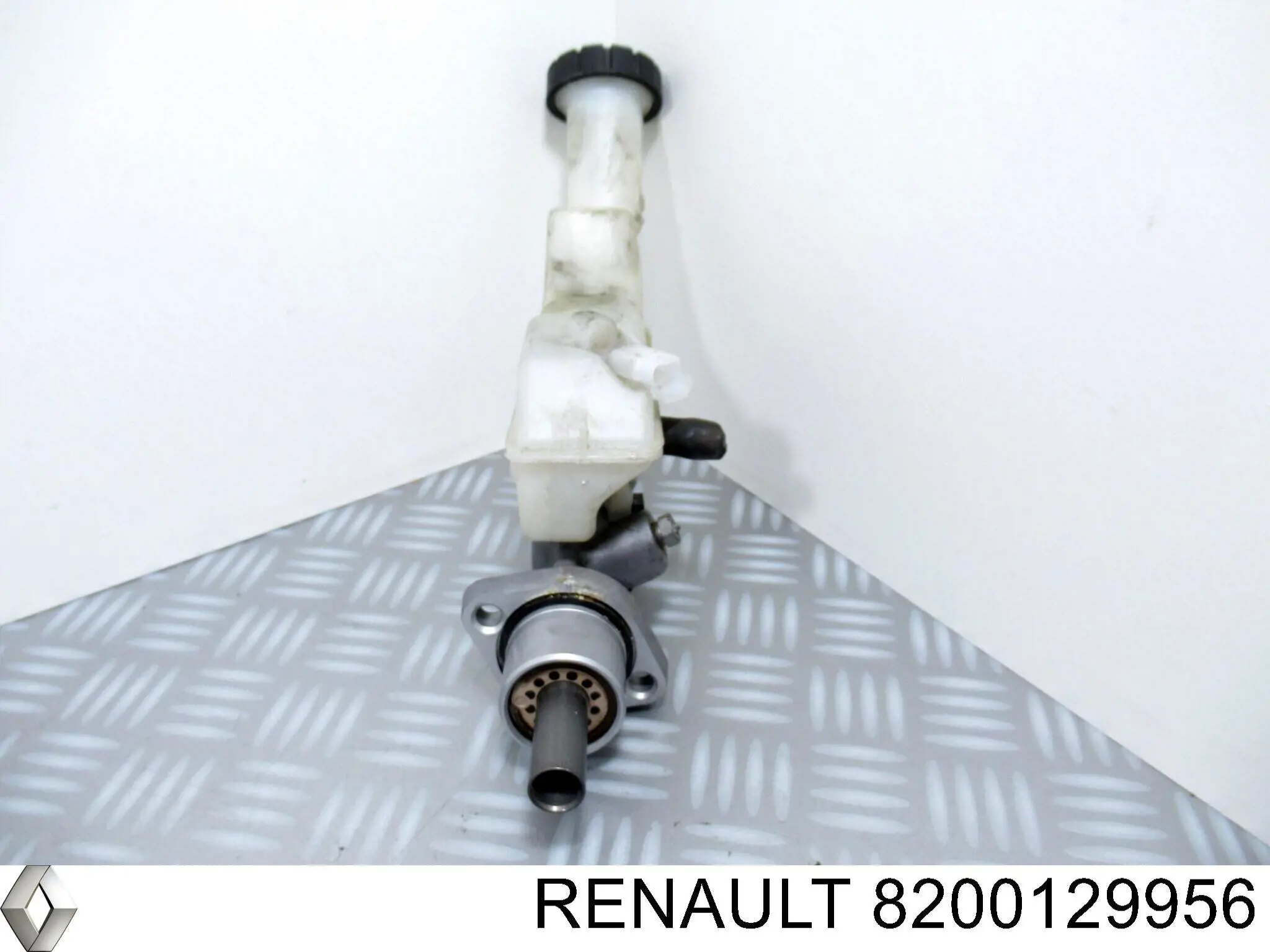 Tanque de cilindro mestre do freio (de fluido de freio) Renault (RVI) 8200129956 preço, a partir de 37,52 USD