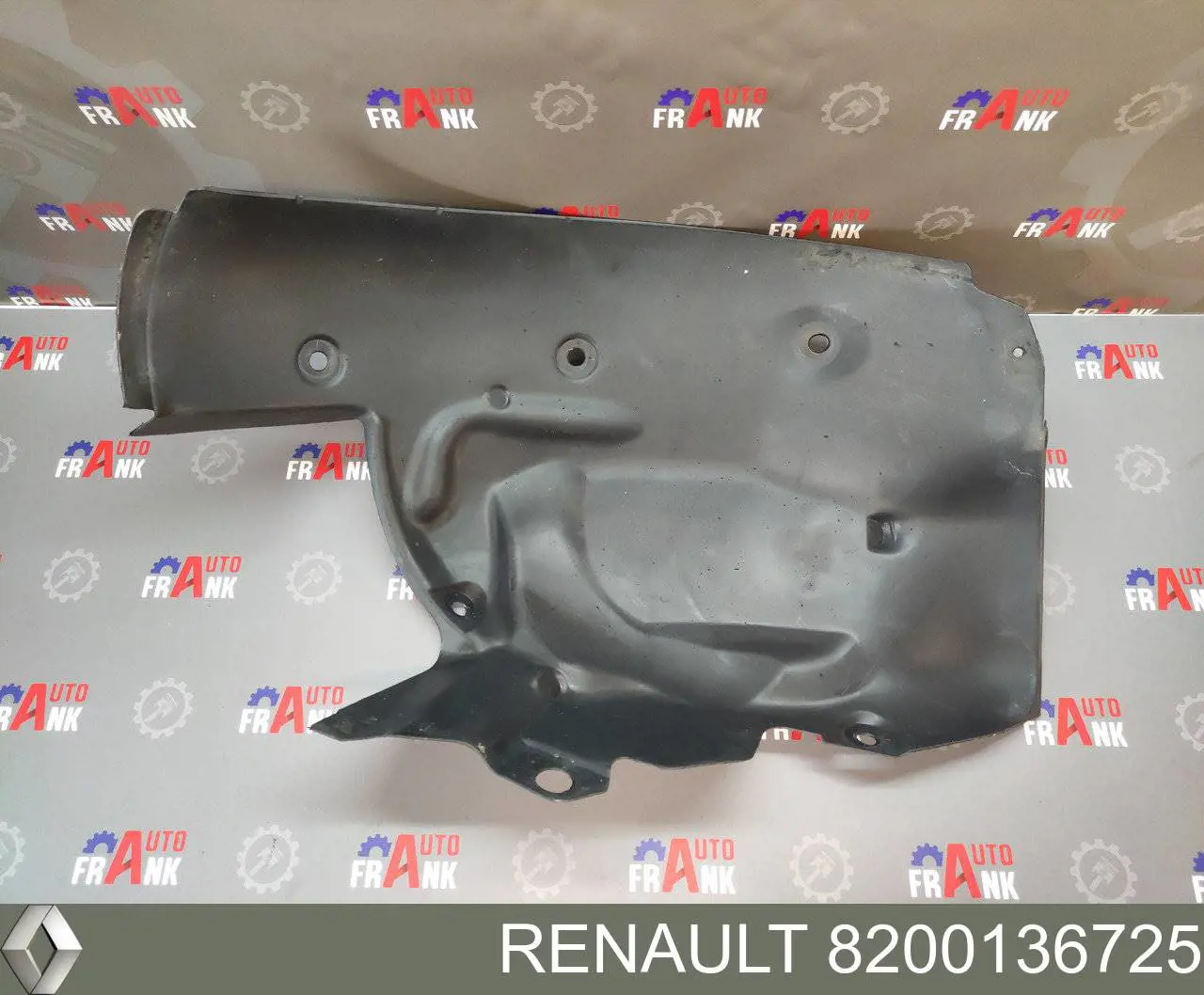 Compre 8200136725 Renault (RVI) Guarda-barras esquerdo traseiro do pára-lama dianteiro