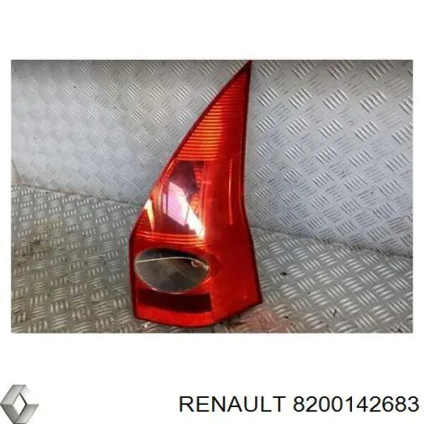 Compre 8200142683 Renault (RVI) Lanterna traseira direita