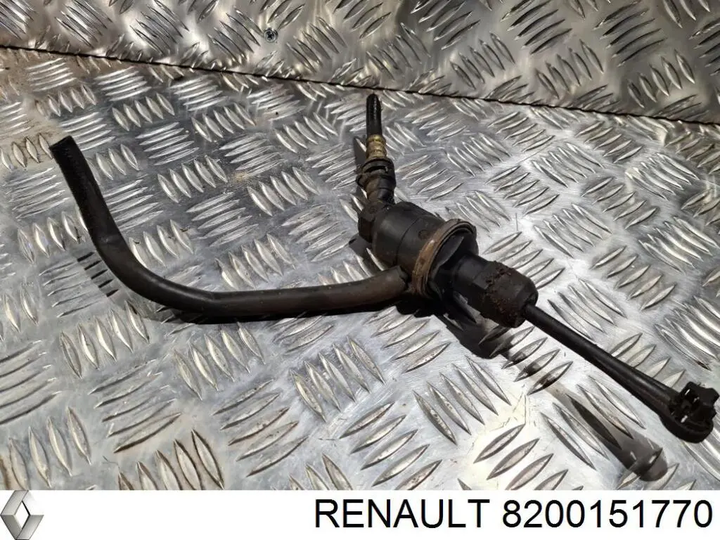 Cilindro mestre de embraiagem Renault (RVI) 8200151770 preço, a partir de 54,48 USD
