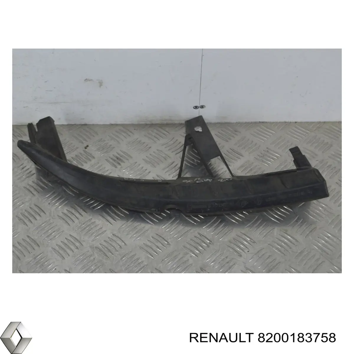 8200183758 Renault (RVI) Consola do pára-choque dianteiro direito