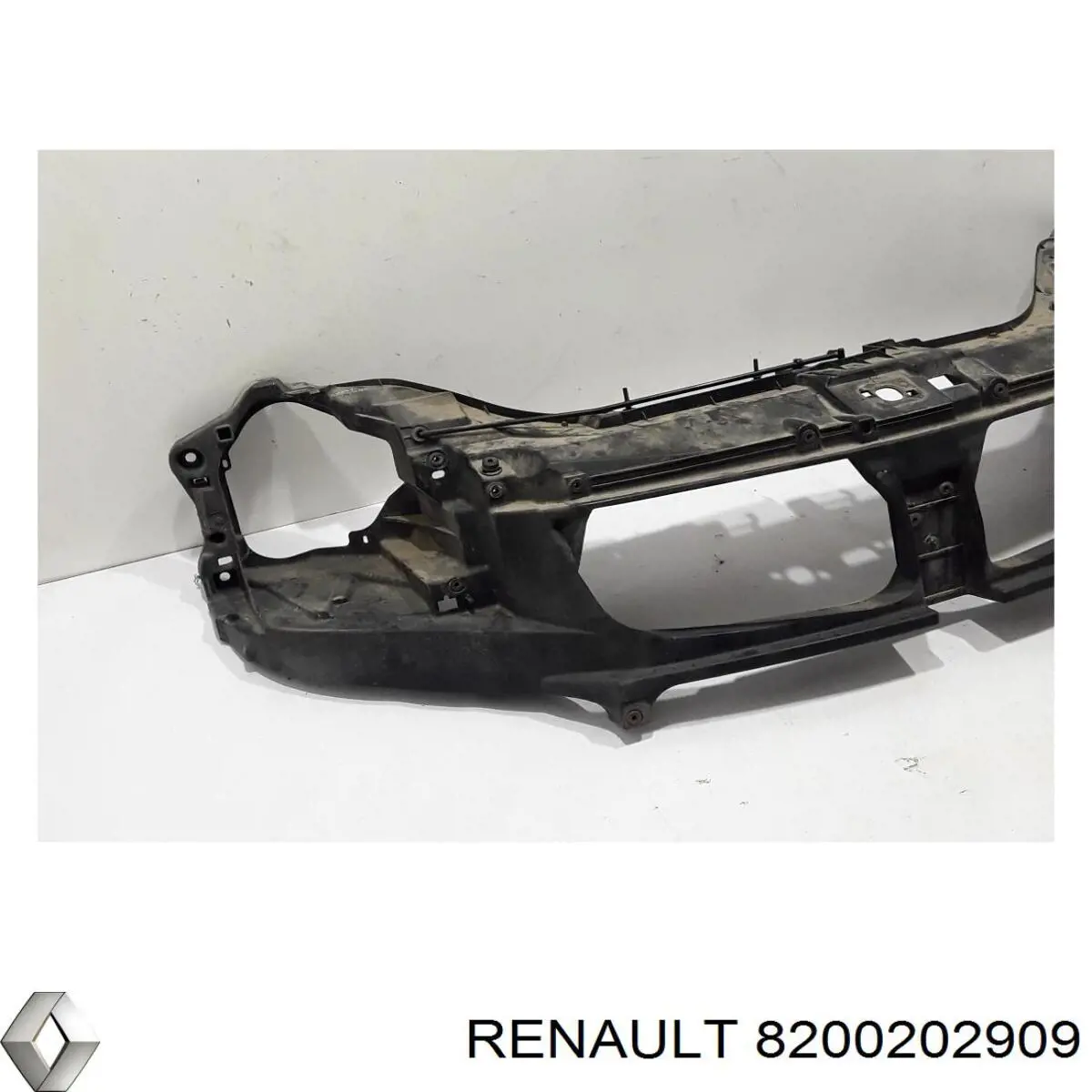 Suporte do radiador montado (painel de montagem de fixação das luzes) Renault (RVI) 8200202909 preço, a partir de 702,73 USD