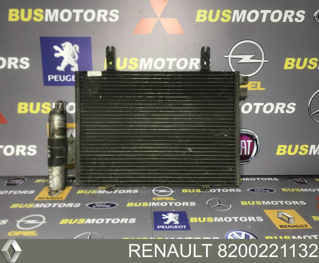 Radiador de aparelho de ar condicionado Renault (RVI) 8200221132 preço, a partir de 51,08 USD