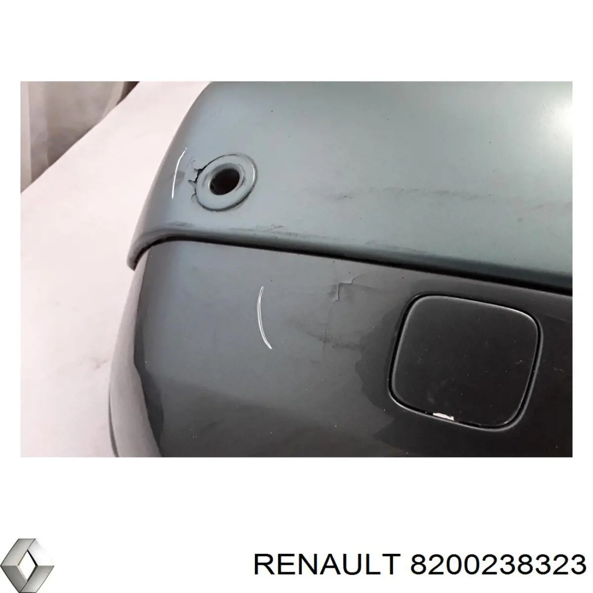 Compre 8200238323 Renault (RVI) Pára-choque traseiro