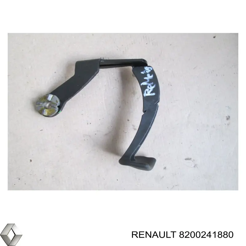 Coluna da direção Renault (RVI) 8200241880 preço, a partir de 11,47 USD