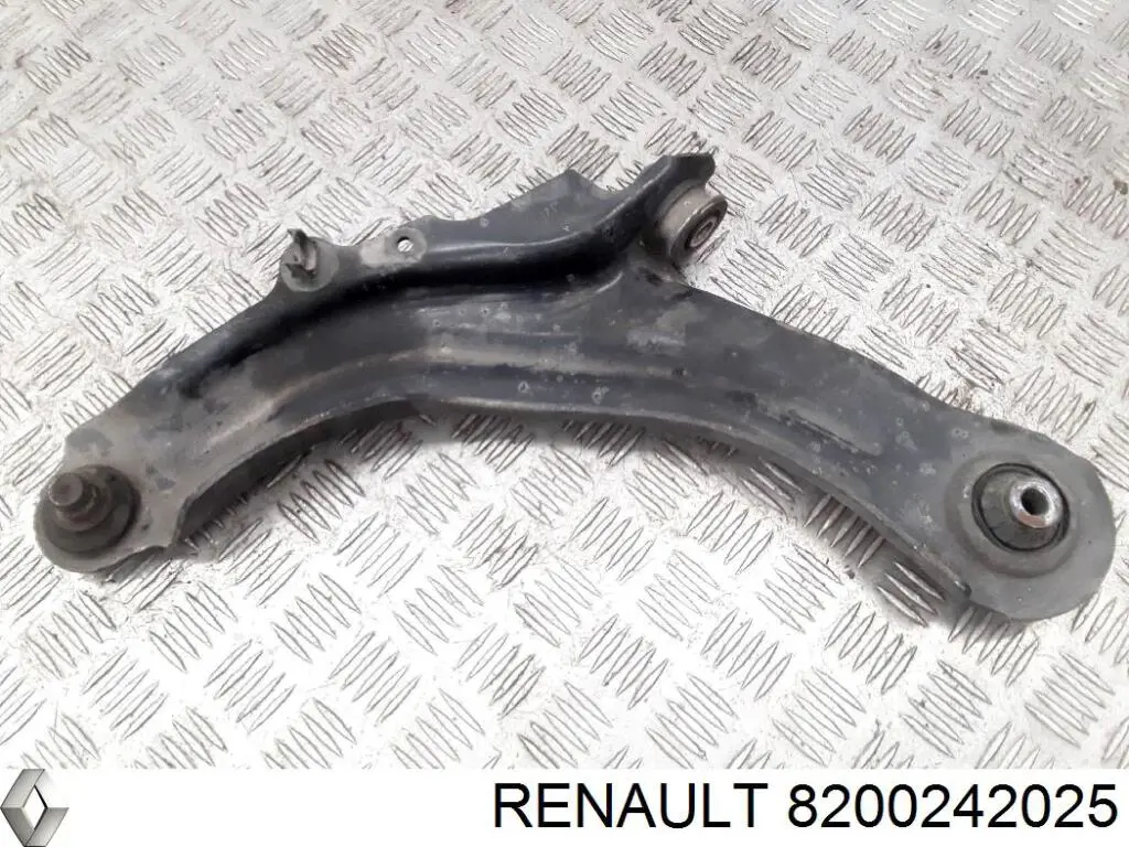 Bloco silencioso dianteiro do braço oscilante inferior Renault (RVI) 8200242025 preço, a partir de 7,83 USD