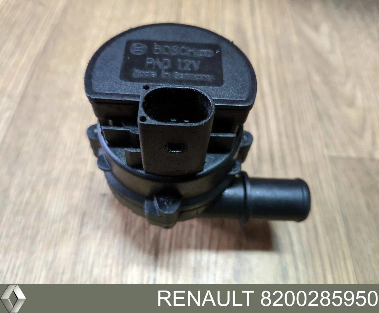 Compre 8200285950 Renault (RVI) Bomba de água (bomba) de esfriamento, adicional elétrica