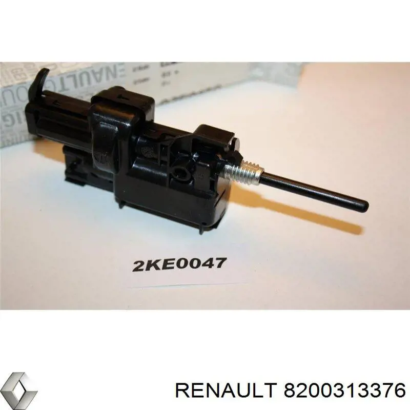 8200313376 Renault (RVI) Motor acionador de abertura do alcapão de tanque