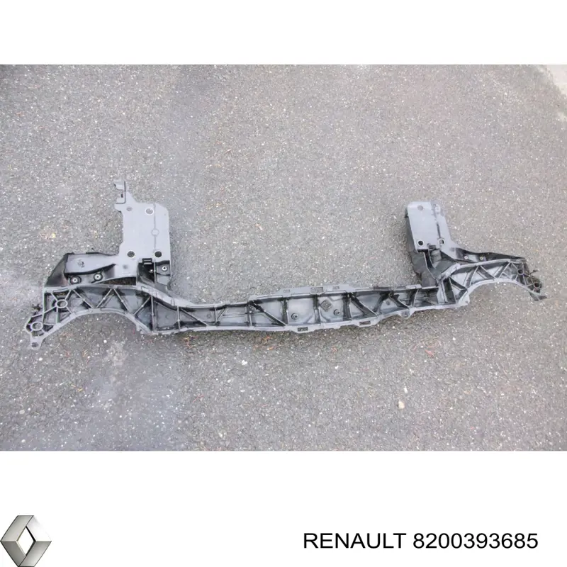 8200393685 Renault (RVI) Suporte do radiador montado (painel de montagem de fixação das luzes)
